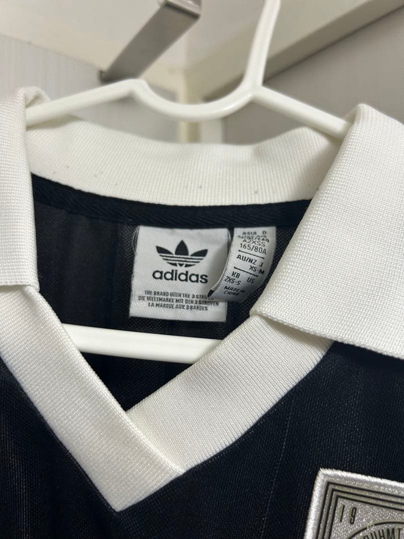 adidas Tシャツ
