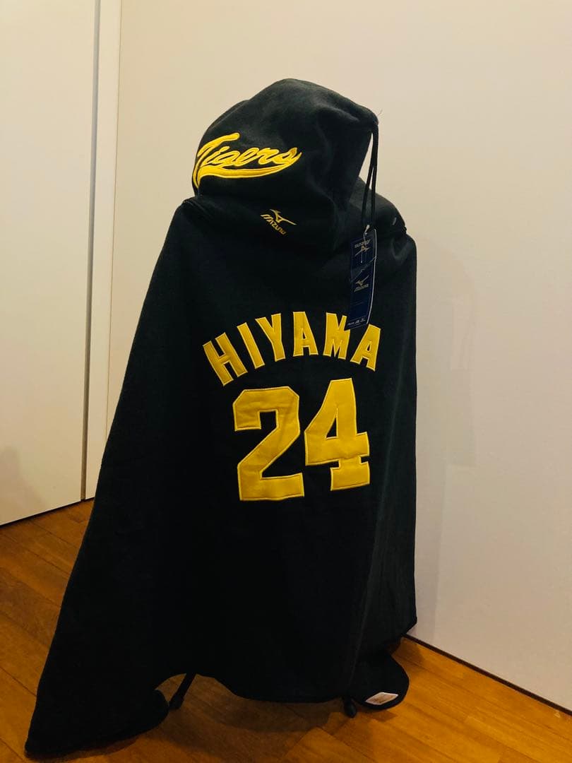 新品未使用　タグ付き　阪神タイガース 桧山進次郎 フード付きポンチョ ブラック