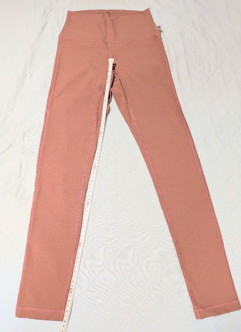 (最終価格)新品未使用タグ無し【SUKALA】テラコッタ リブ ヨガ上下(S)