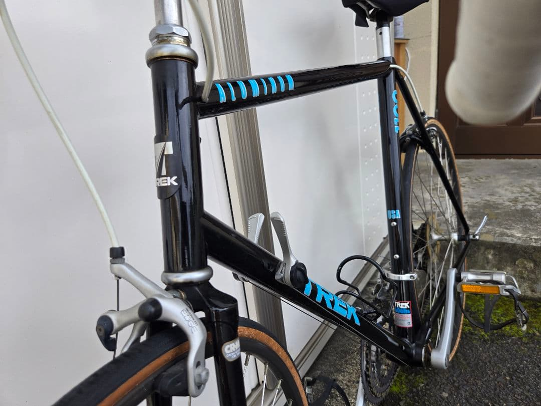 高性能TREK 1100 ロードバイク