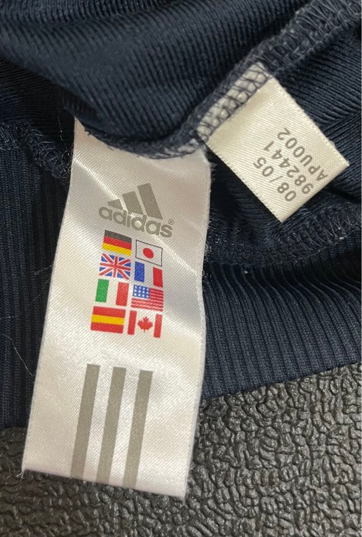 adidas パフォーマンス刺繍ロゴ 万国旗タグ　セットアップジャージ サイズM