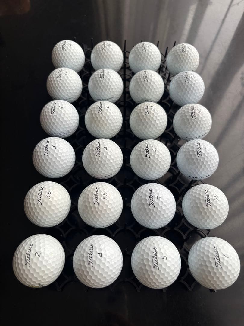 ⑦新品に近い　送料込み　タイトリスト　PRO V1 ロストボール 24球セット