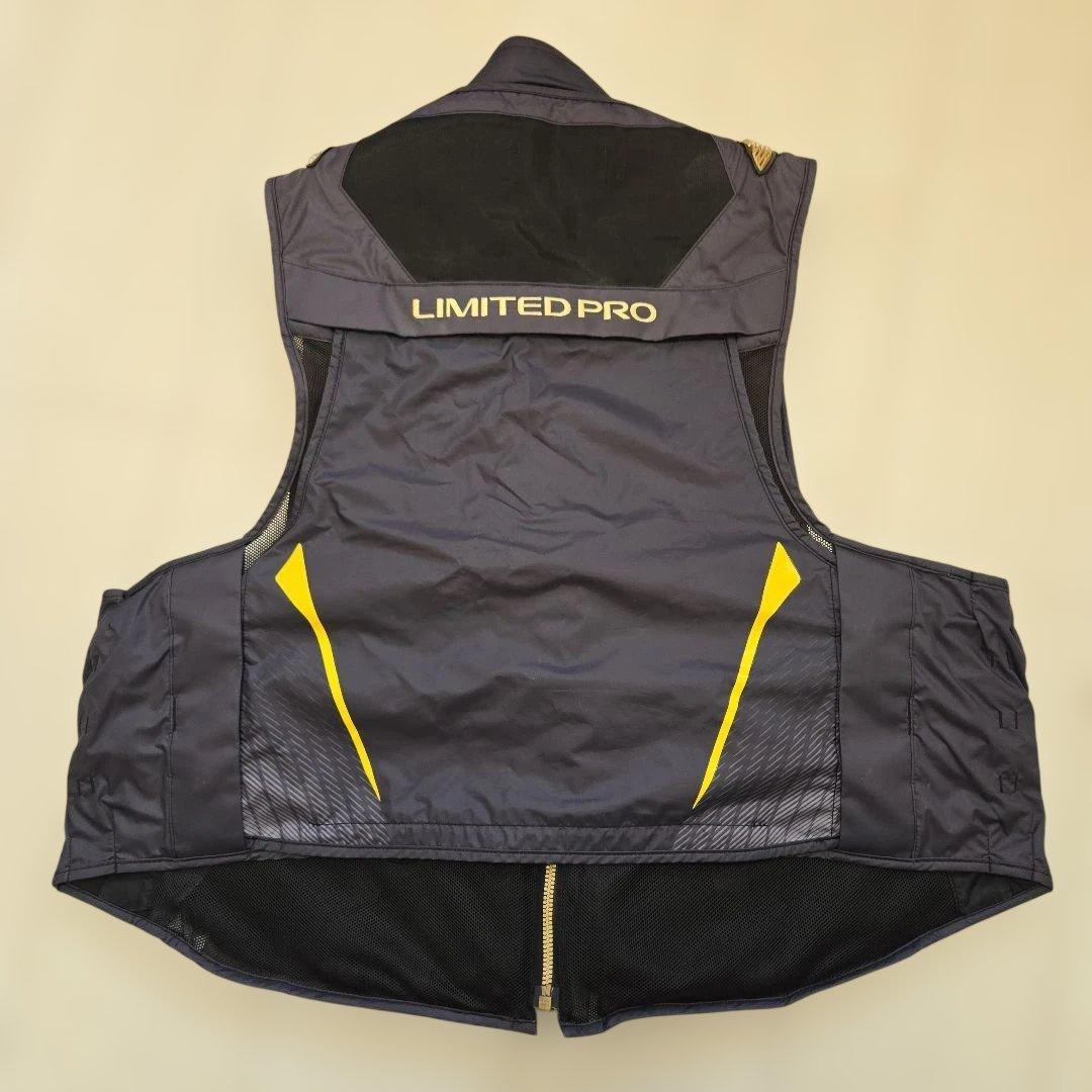 シマノ　リミテッドプロ　鮎ベスト　2XL