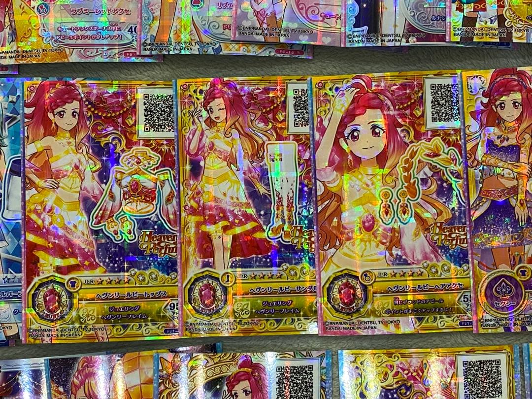 アイカツフレンズ　170枚以上　まとめ売り　レアカード多数