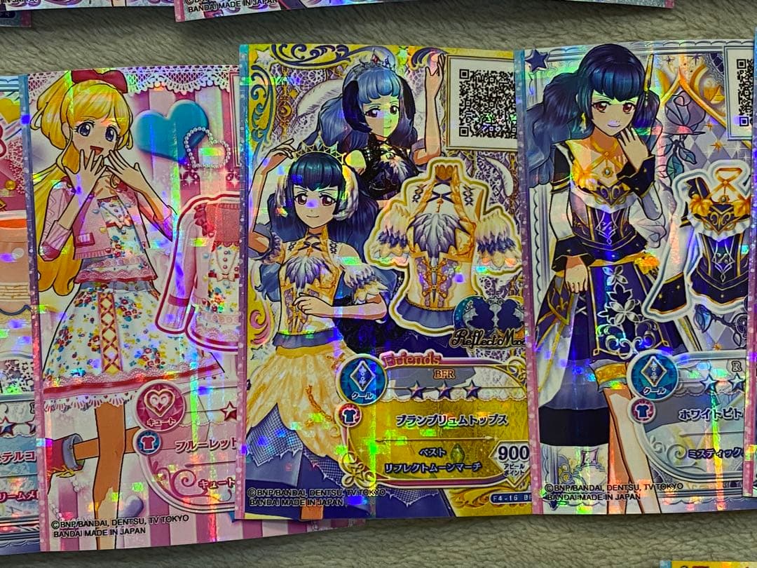 アイカツフレンズ　170枚以上　まとめ売り　レアカード多数
