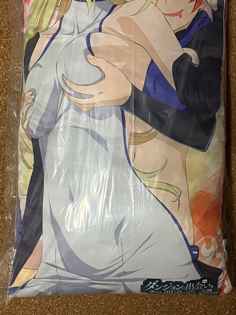 【当選品】 ダンまち　アイズ＆ロキ　クッション　みんなのくじ　ダブルゲット賞