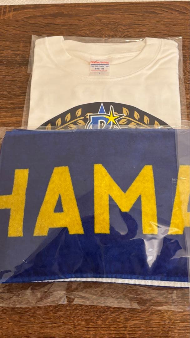 【新品】横浜DeNAベイスターズ優勝　Tシャツタオルセット