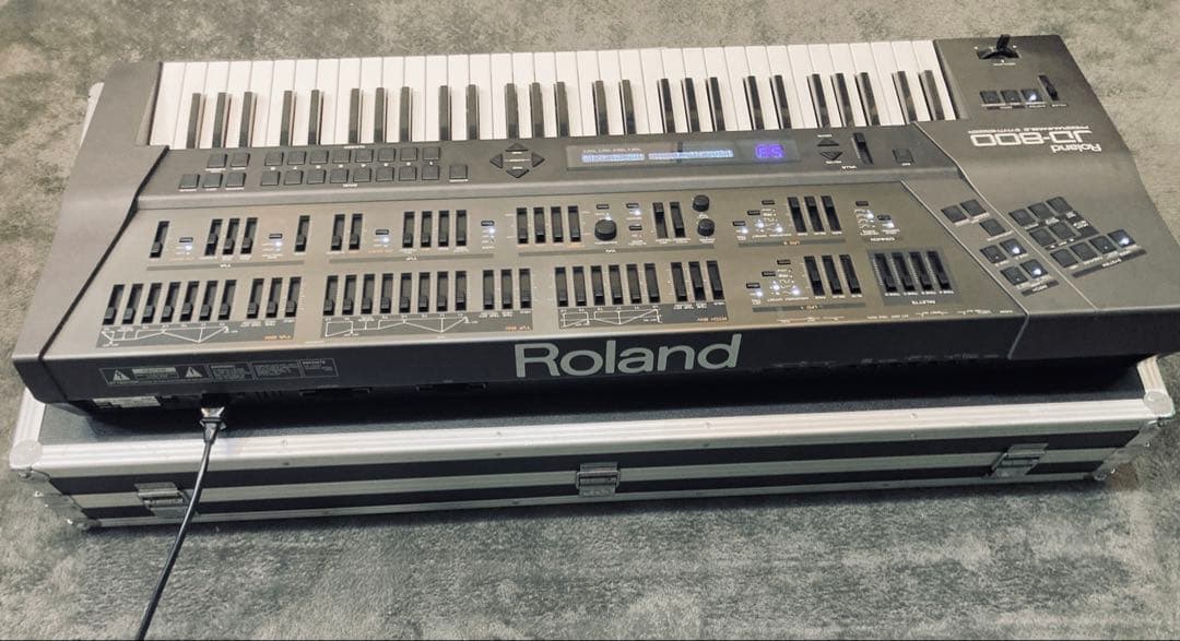 Roland シンセサイザー JD-800 メンテナンス済 ハードケース付属