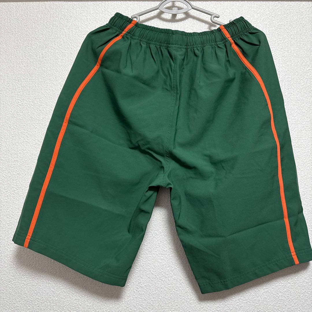 トヨタヴェルブリッツ　ハーフパンツ　サイズL
