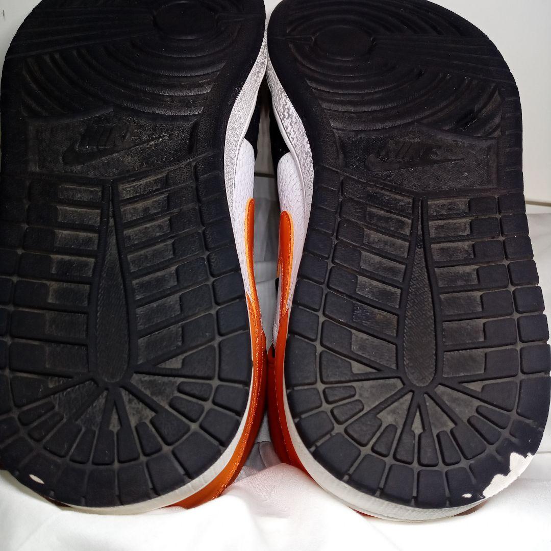 NIKE AIR JORDAN1 オレンジ/ブラック　人気カラー