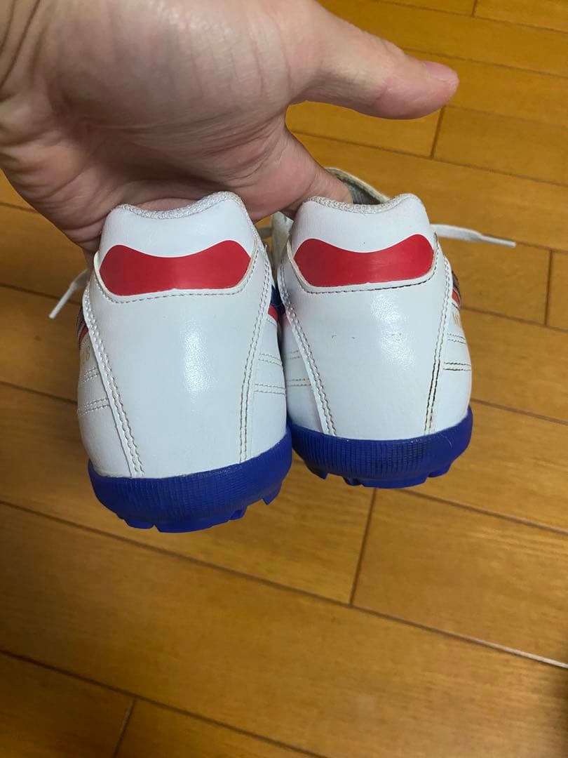 サッカー　トレーニングシューズ　ミズノ　モレリア2 クラブ　as 白　青