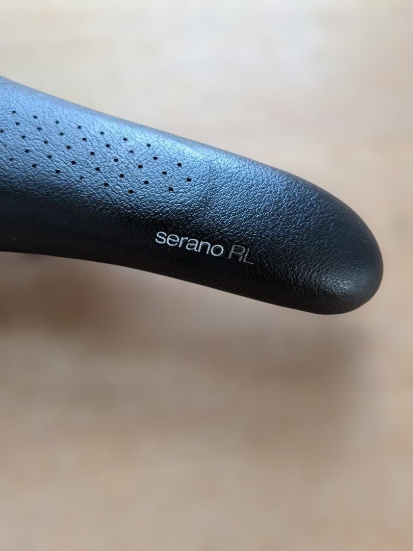 ボントレガー　serano RL ブラックサドル