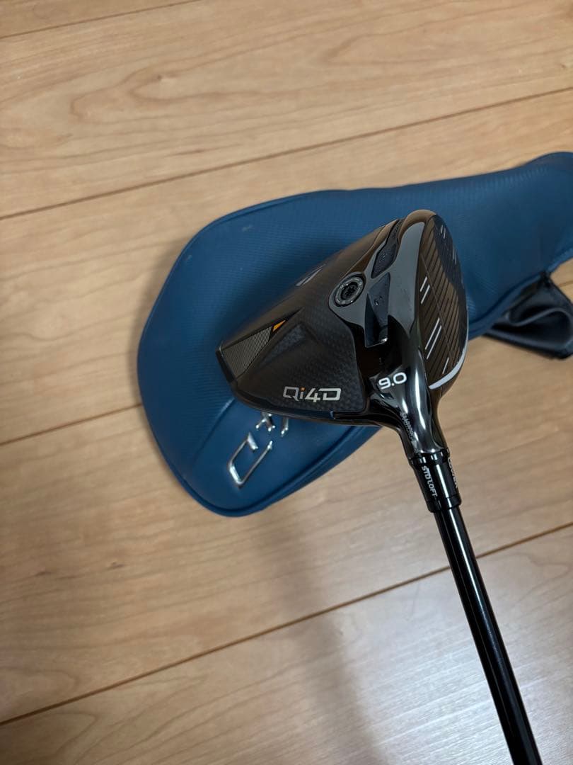 超美品★QI4D ドライバー9.0 REAXシャフトMR ハドラスコーティング付