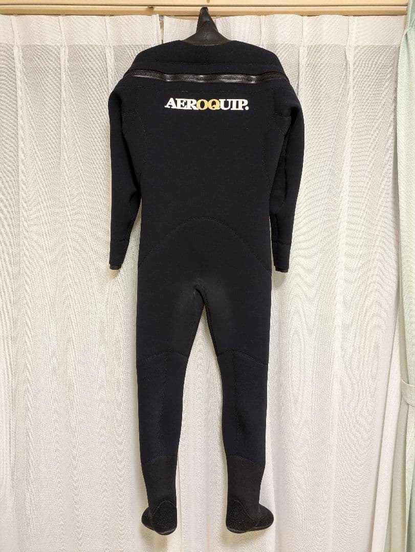 boss　AEROQUIP ドライスーツ
