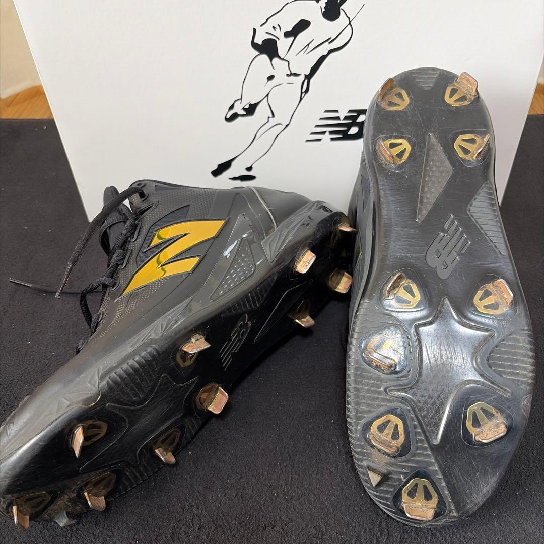 new balance S01 ブラック/ゴールド スパイクシューズ