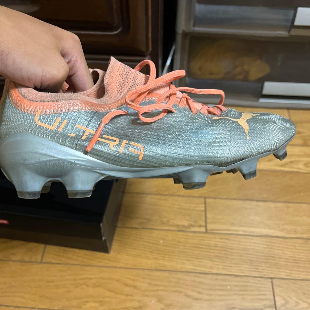 ASICS サッカースパイク 黒　プーマウルトラ値下げ可