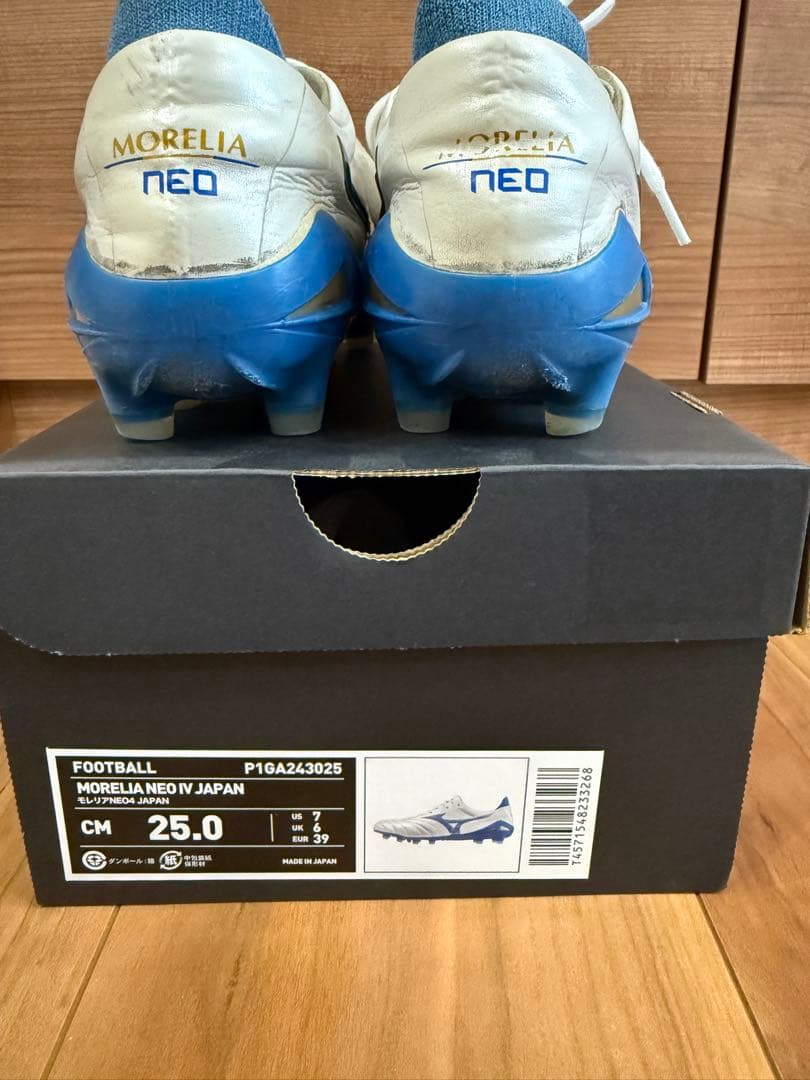 Mizunoモレリア　ネオ4 ジャパン ブルー25センチ