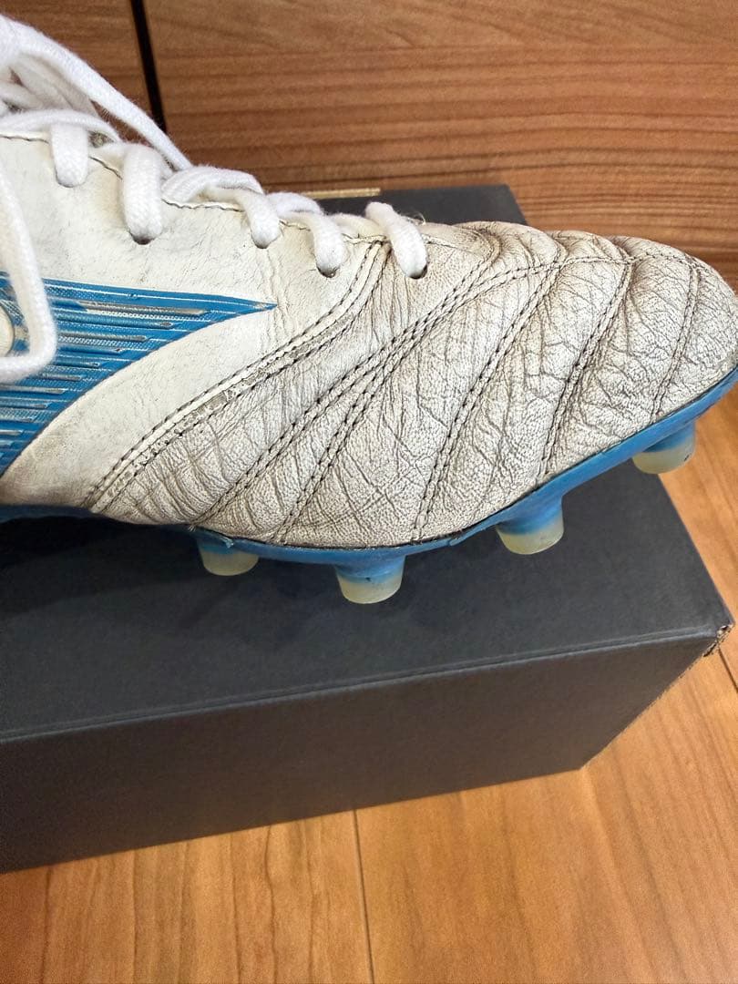 Mizunoモレリア　ネオ4 ジャパン ブルー25センチ