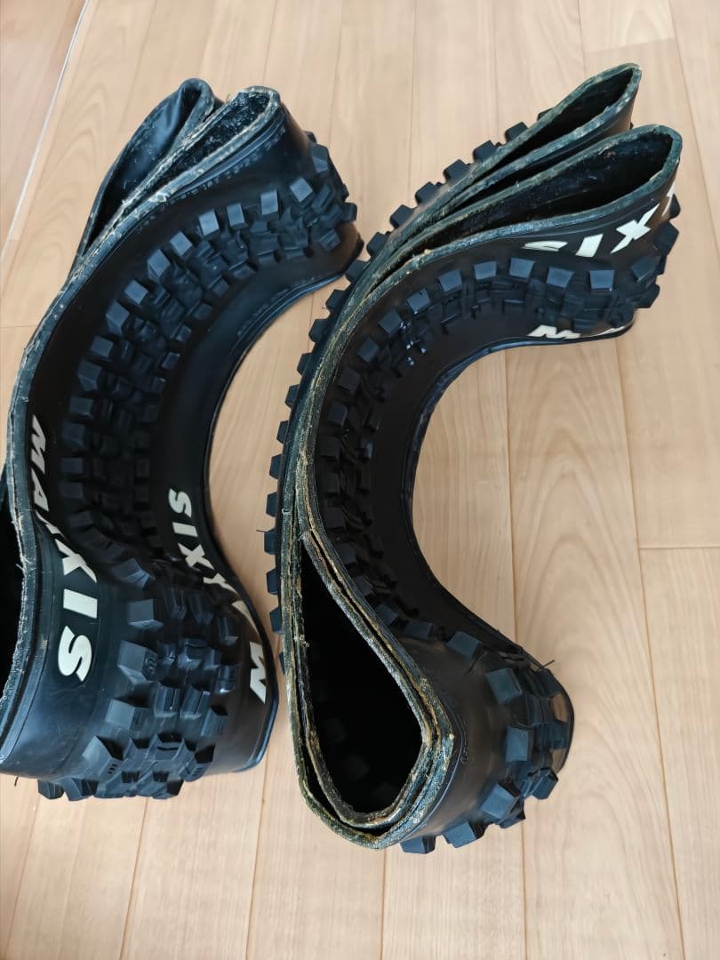MAXXIS ASSAULT チューブラータイヤ