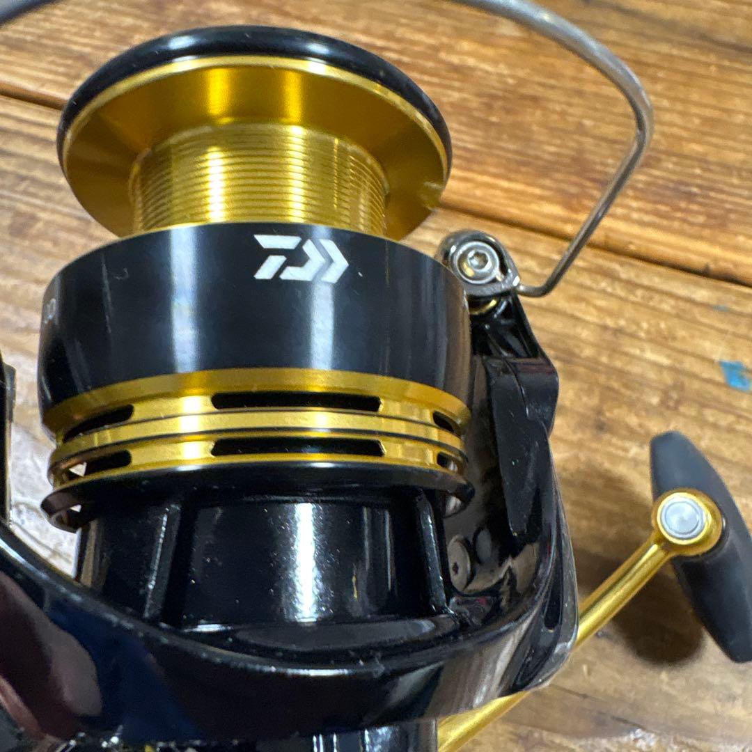 ダイワ　23 レガリス　LT2500D スピニング　Daiwa LEGALIS