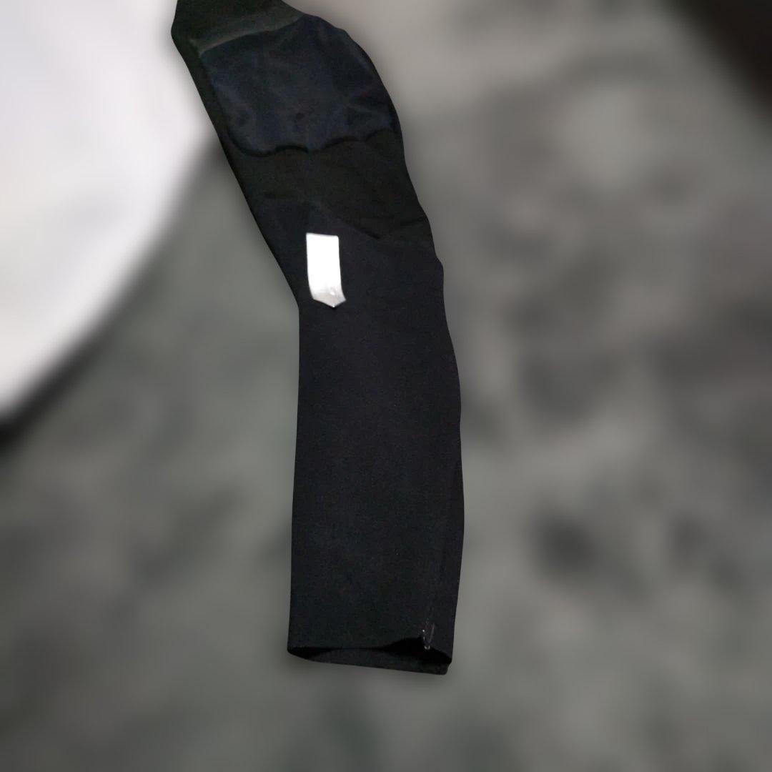 美品　Q36.5 サイクルジャージ　ブラック/グレーXS