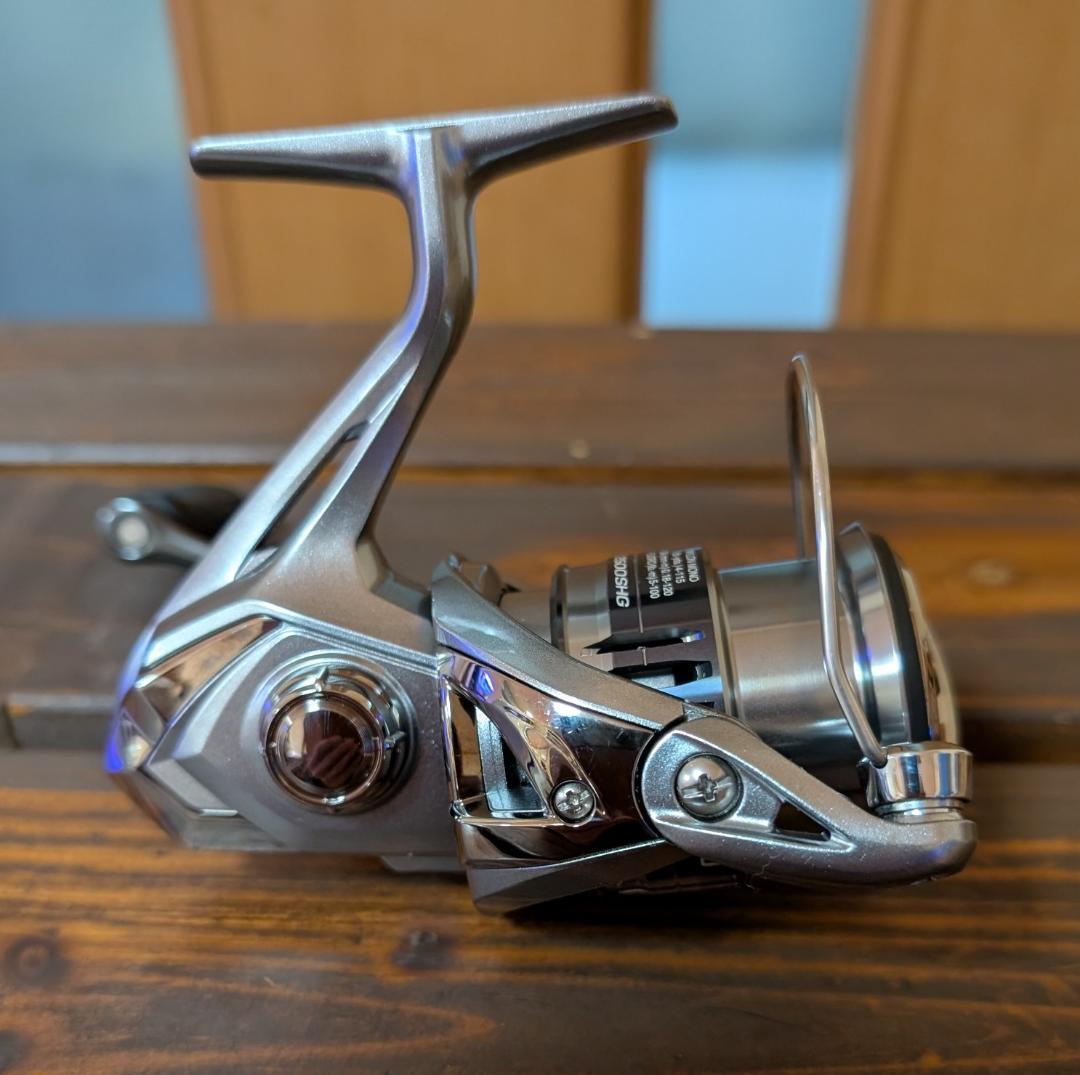 シマノスピニングリール 21 ナスキー 2500SHGと2500替えスプール