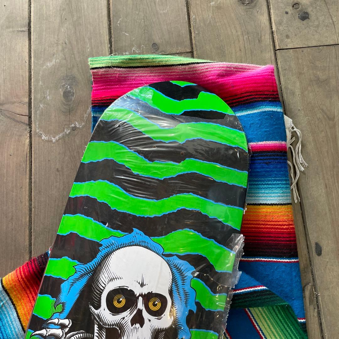 POWELL PERALTA スカルスケボーデッキ 9.85インチ×31.45