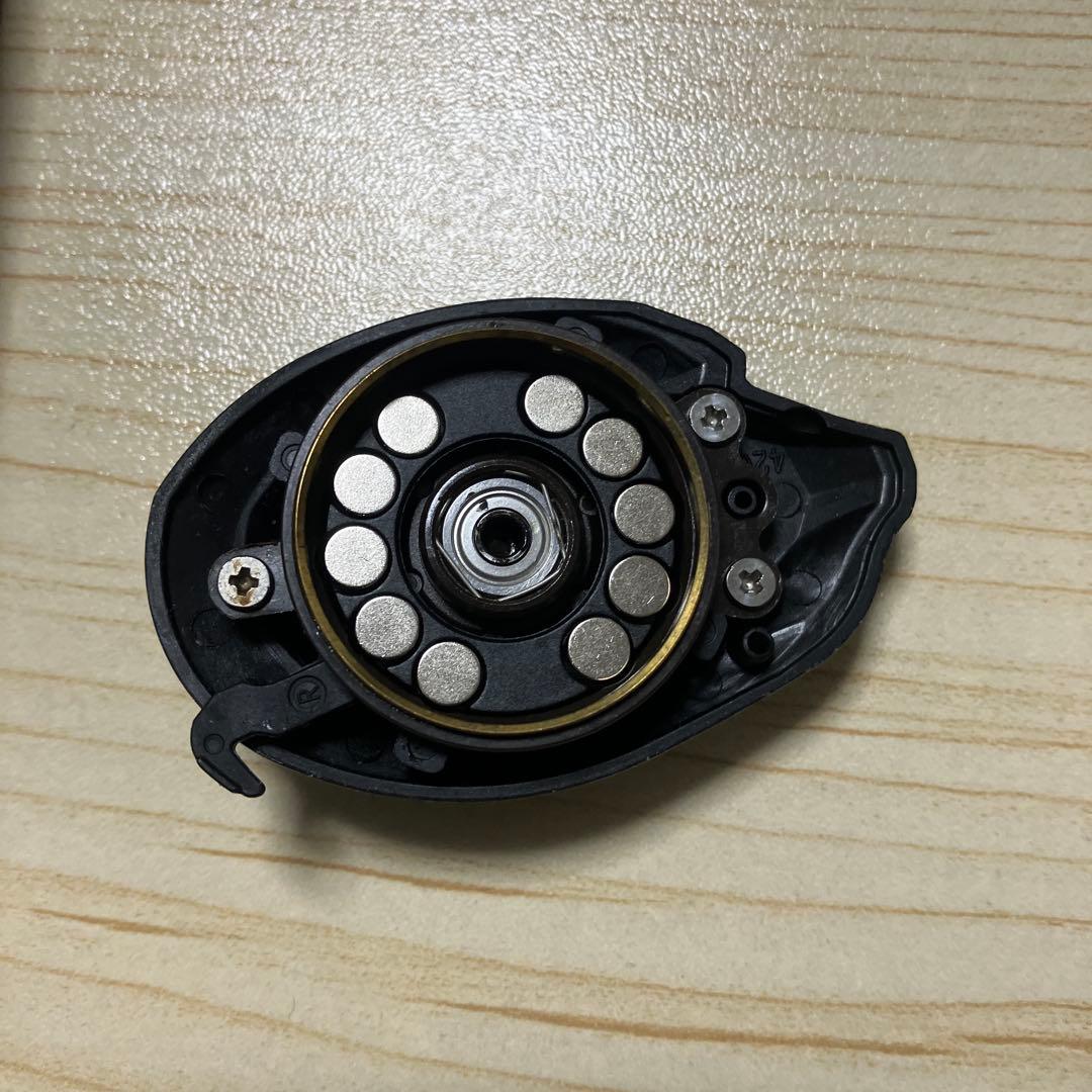 Abu Garcia ROXANI 7 ベイトリール