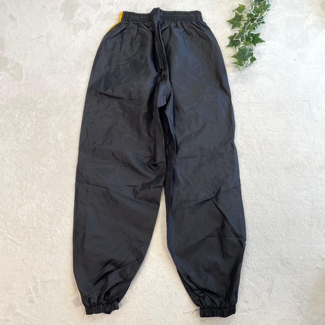新品　ＵＭＢＲＯ　アンブロ　長袖　ピステ　ウィンドブレーカー　黒　上下セット　Ｍ