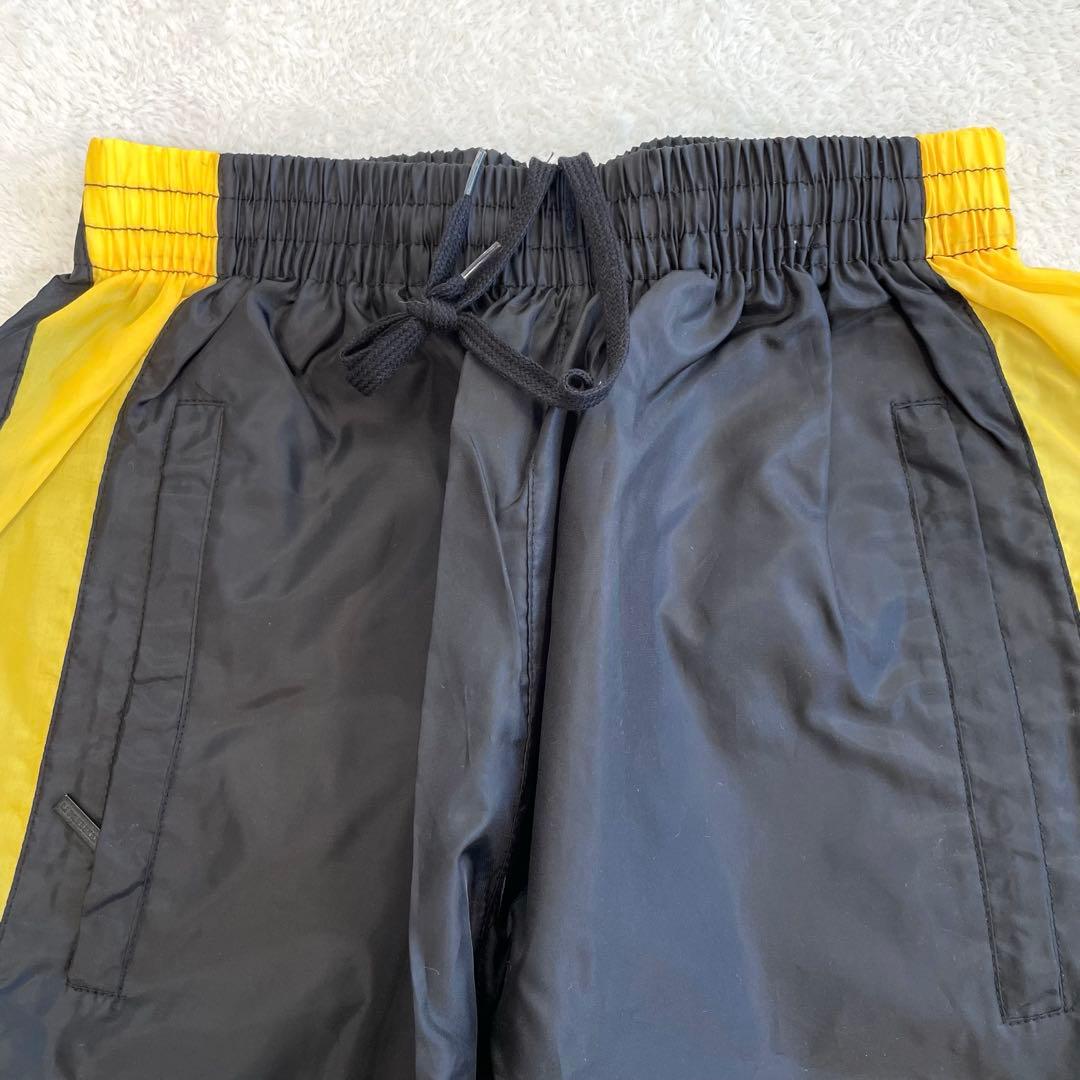 新品　ＵＭＢＲＯ　アンブロ　長袖　ピステ　ウィンドブレーカー　黒　上下セット　Ｍ