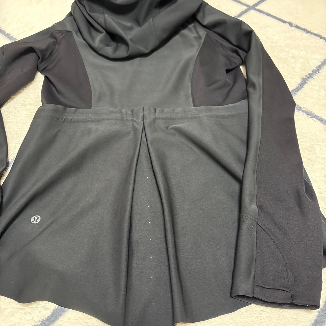 ルルレモン ジャケット フード付き 6