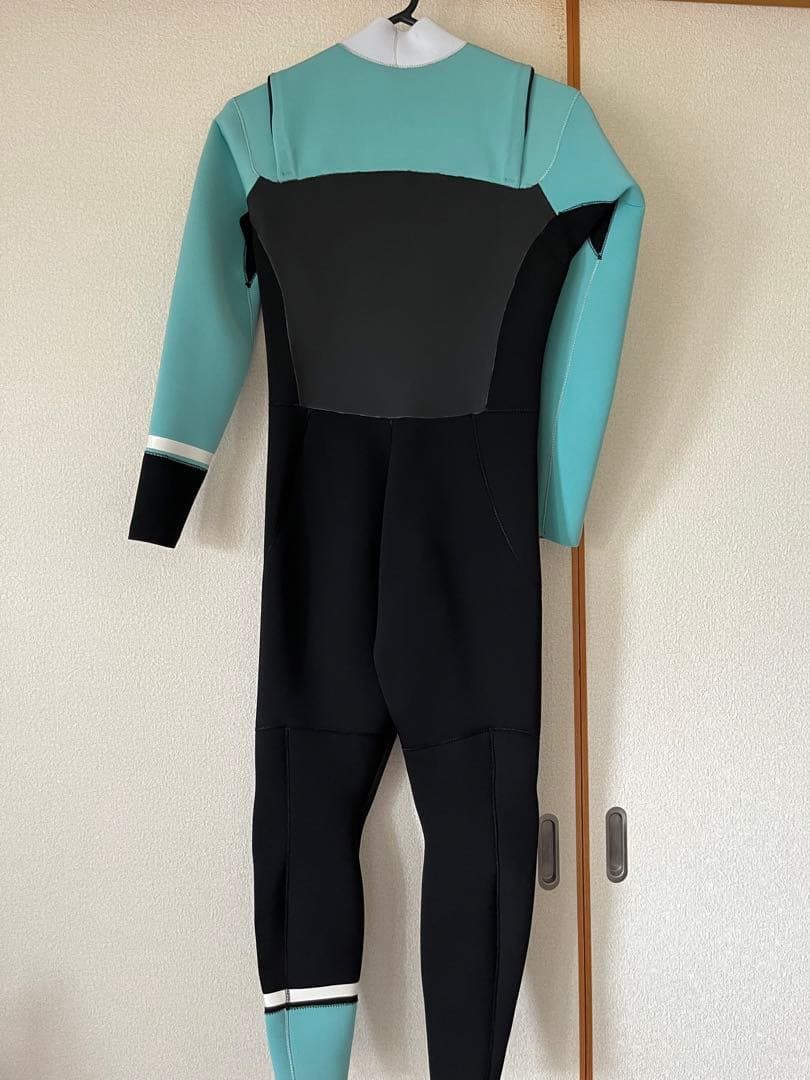 さらに！値下げしました！fellowレディースウェットスーツ