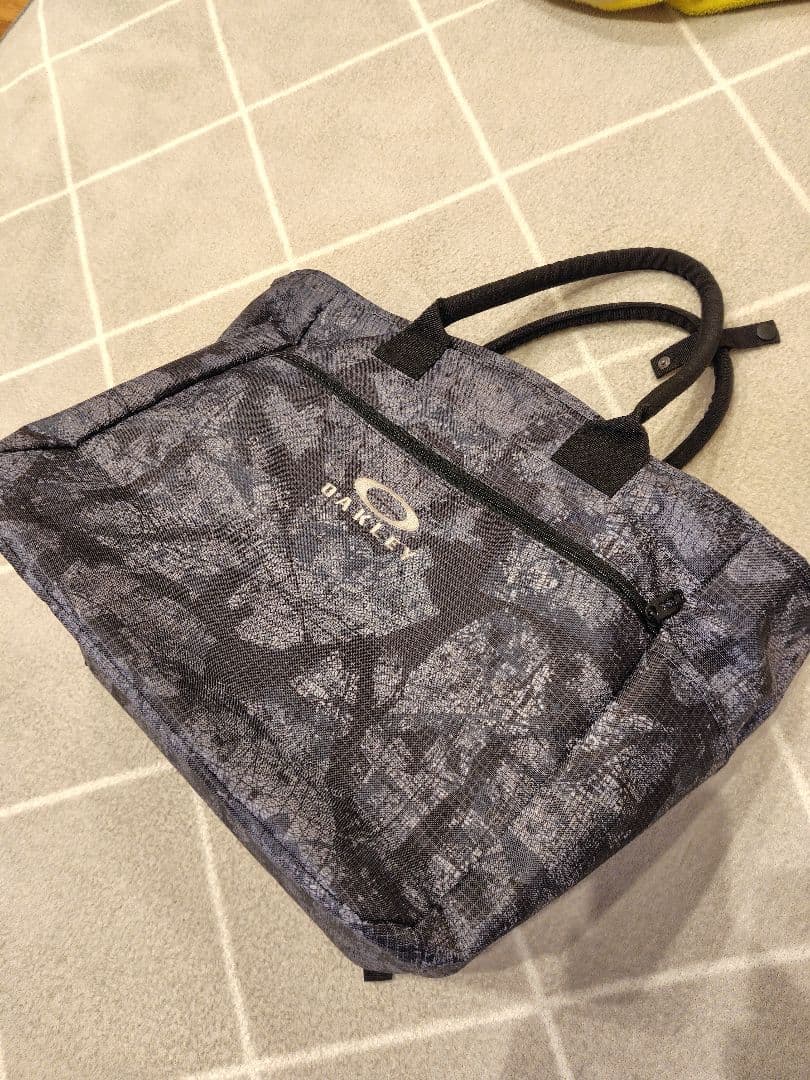 OAKLEY オークリー トートバッグ（41Ｌ）