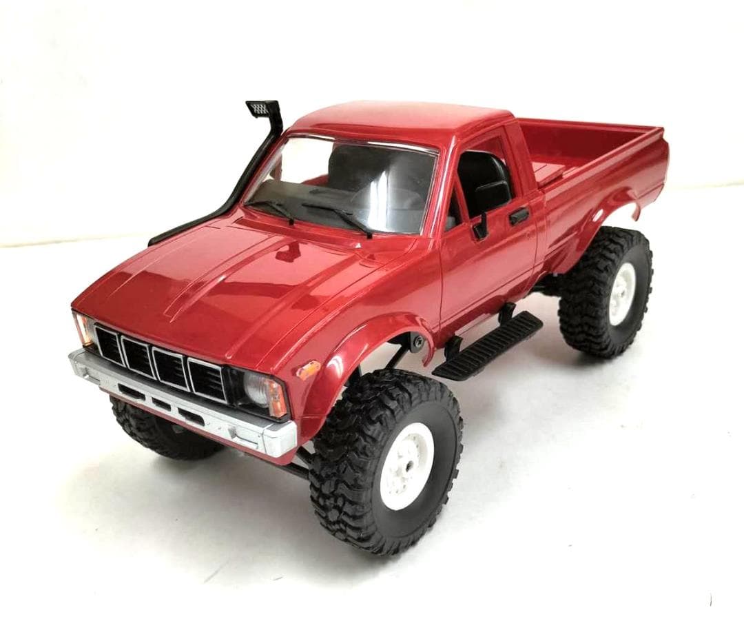 1/16サイズ　４WDラジコンカー　WPL　C24　クローラータイプ　レッド