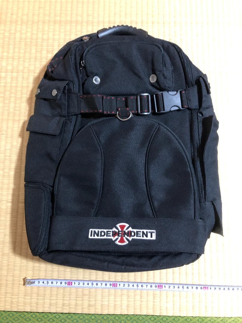 早い者勝ち 値下げ中 レア 美品 INDEPENDENT バックパック 大容量