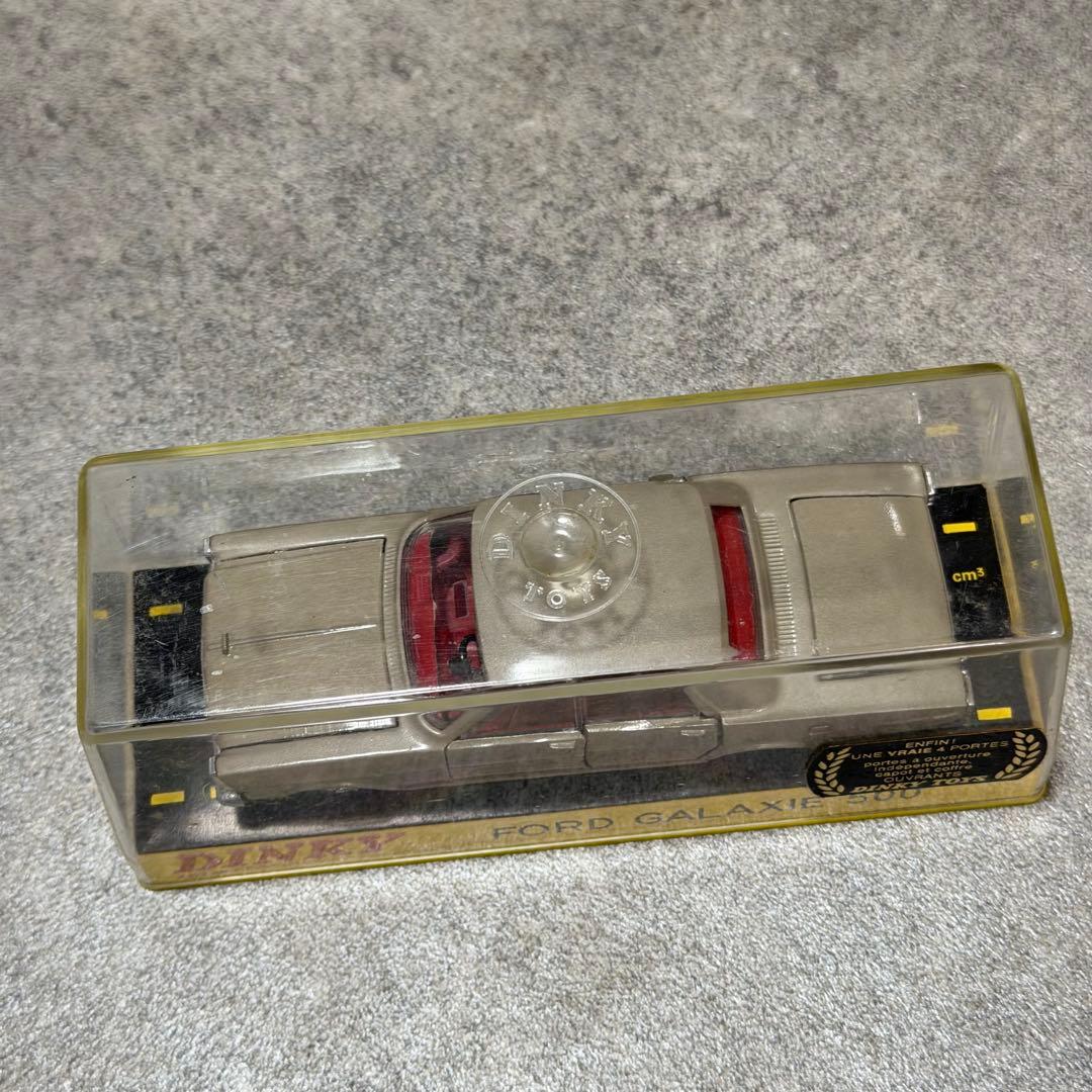 DINKY TOYS FORD GALAXIE 500 ミニカー