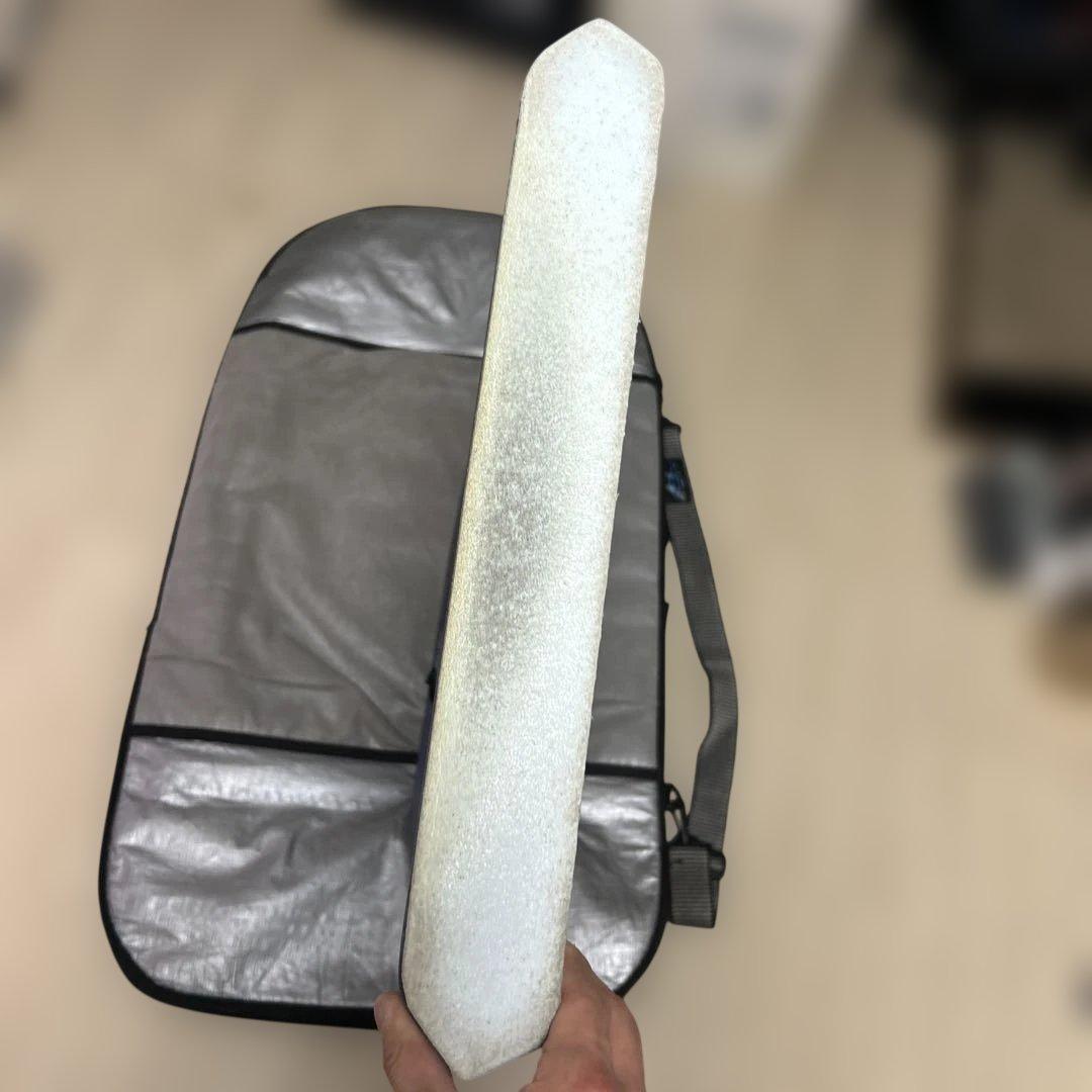 TOOBS ボディボード ケース付き！