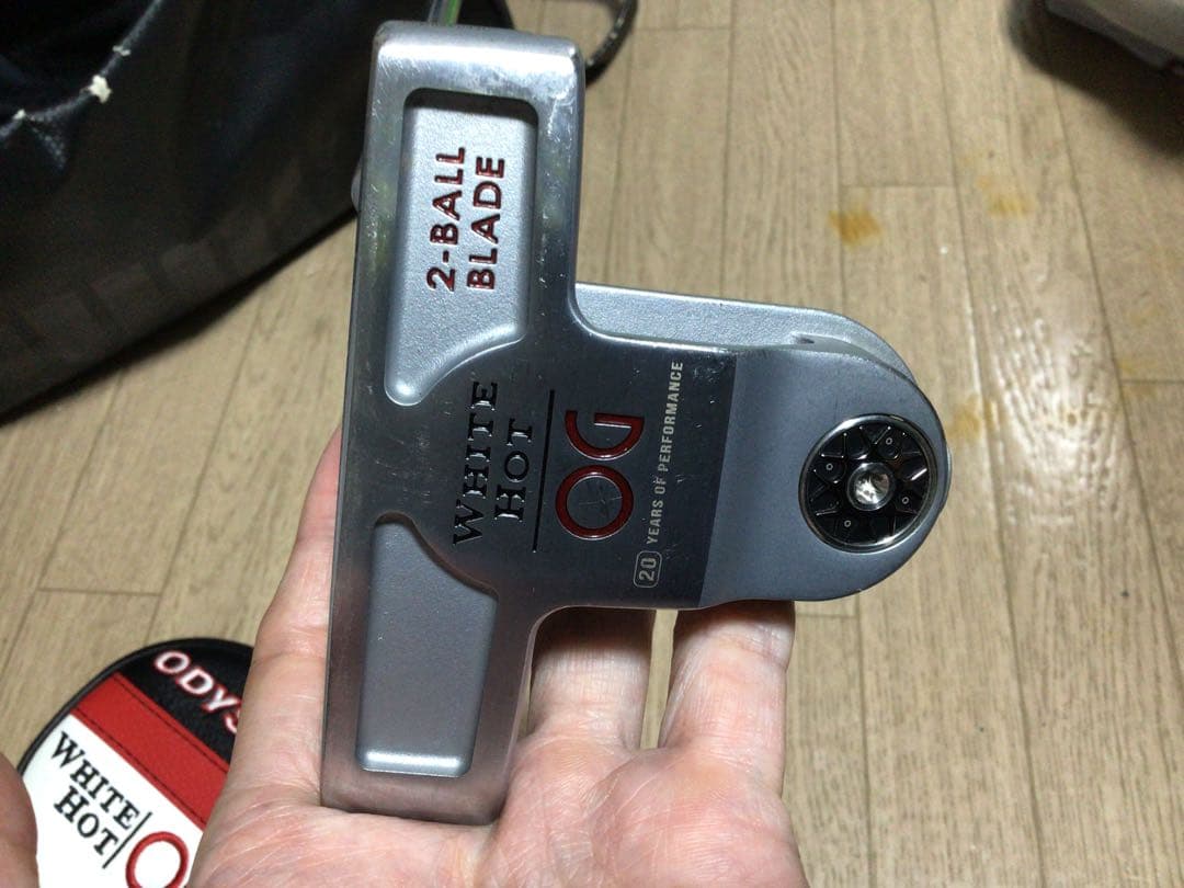 ODYSSEY White Hot OG パター