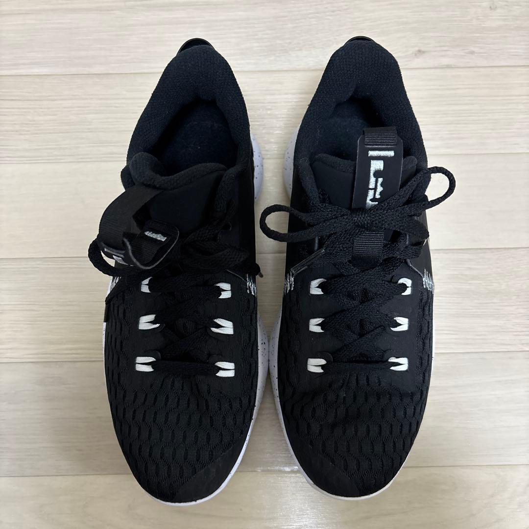 【美品】NIKE レブロン ウィットネス5 ブラック バッシュ 24cm