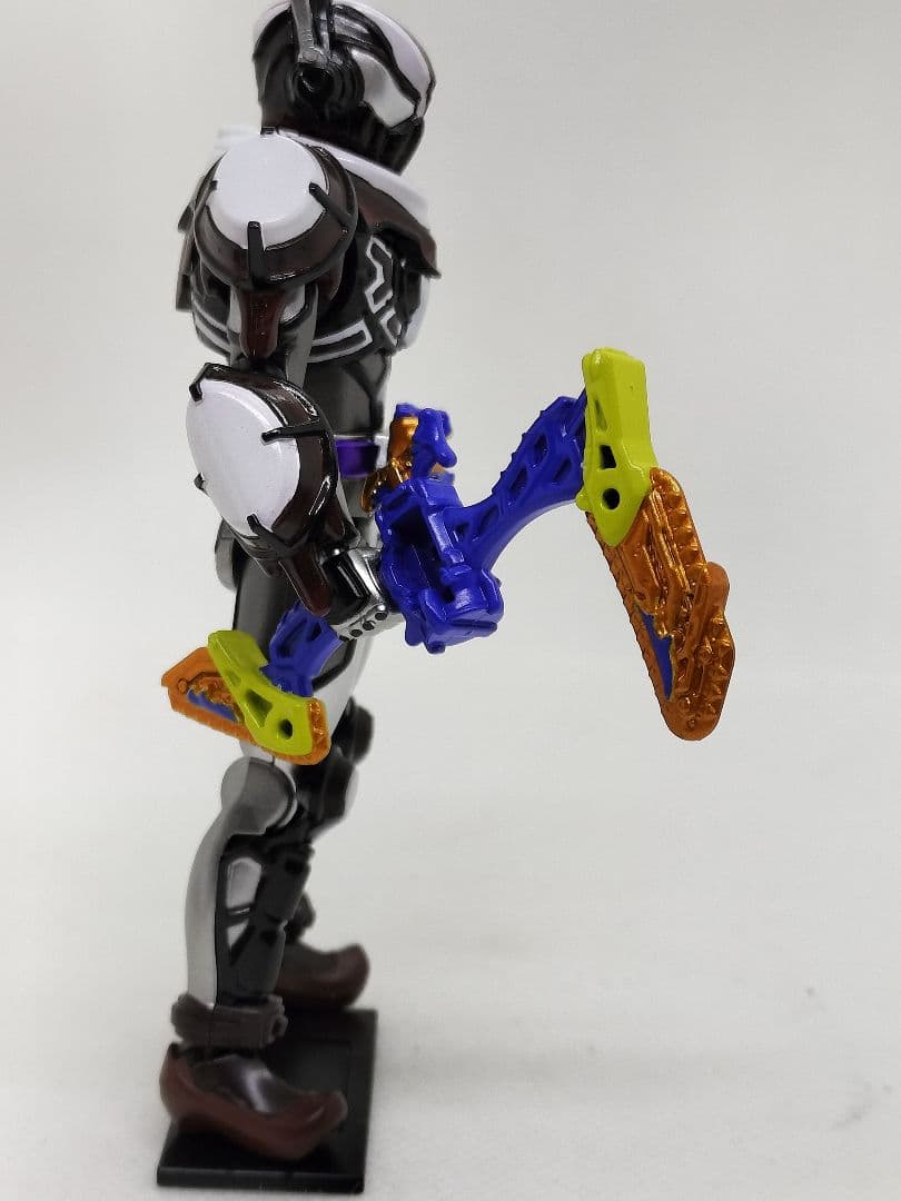 ららら　装動　仮面ライダーヴラム