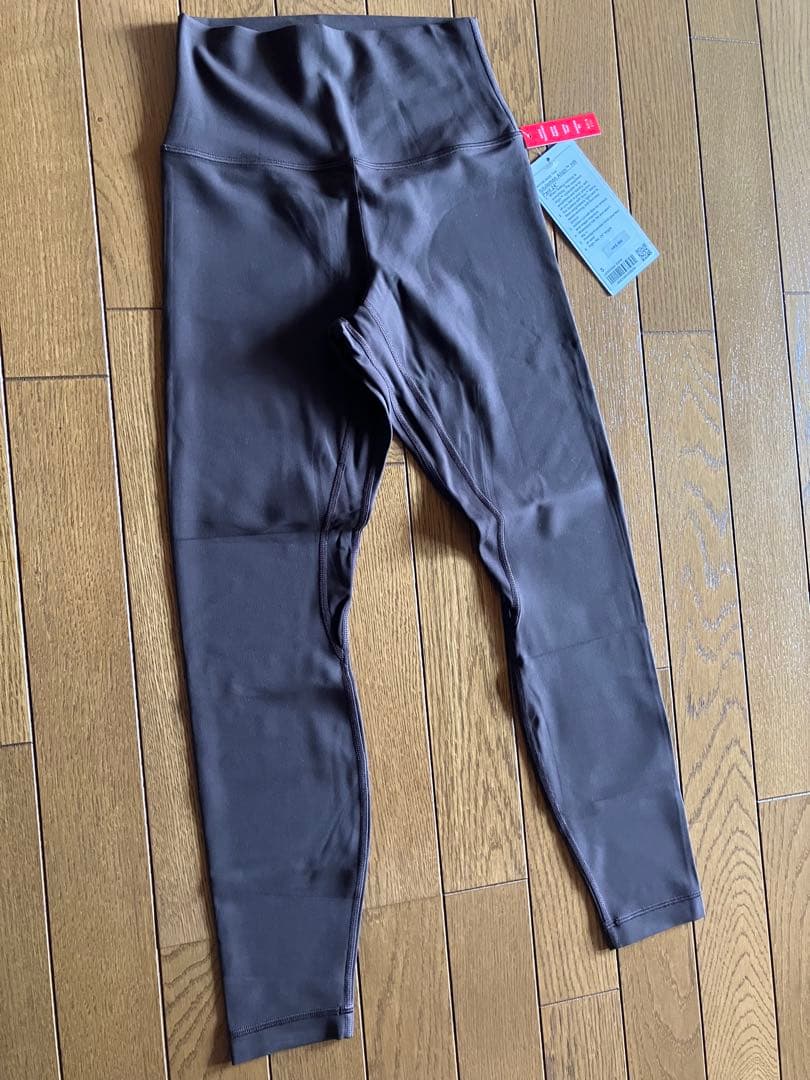 ルルレモンLululemon Align HR パンツAsia fit