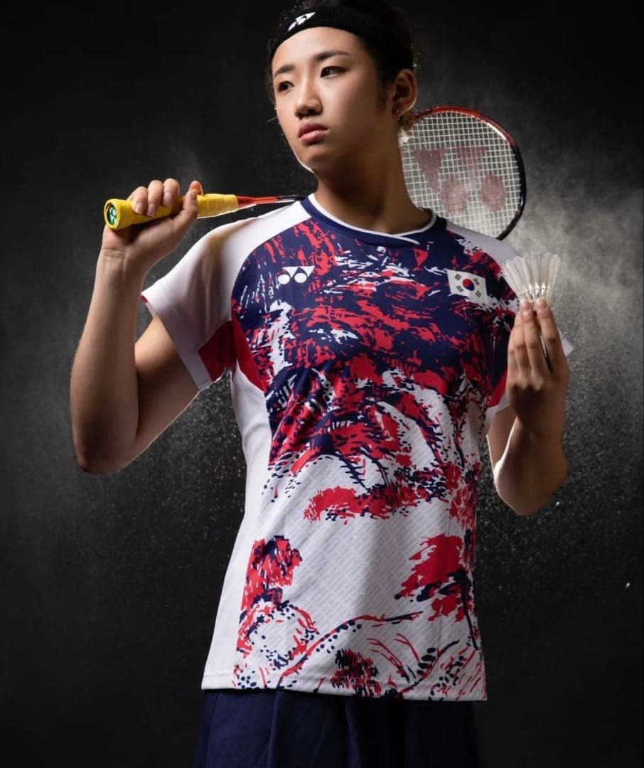 YONEX ゲームシャツ　ユニフォーム　韓国代表モデル　バドミントン