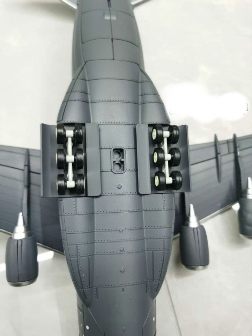 希少 迫力満点 重量感が溢れる 中国人民解放軍 1/100Y-20大型軍用輸送機