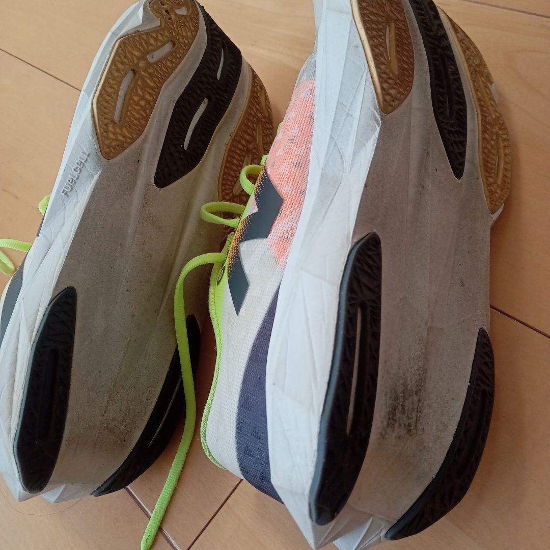 New Balance FuelCell スパイクシューズ 23.5cm