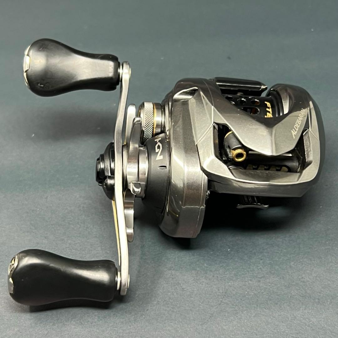 シマノ16アルデバランBFS XG 右ハンドル ベイトリール ベイトフィネス