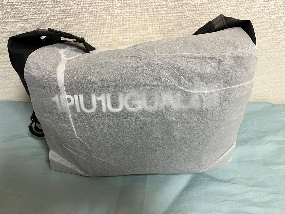 1PIU1UGUALE3 ブラック ゴルフバッグ