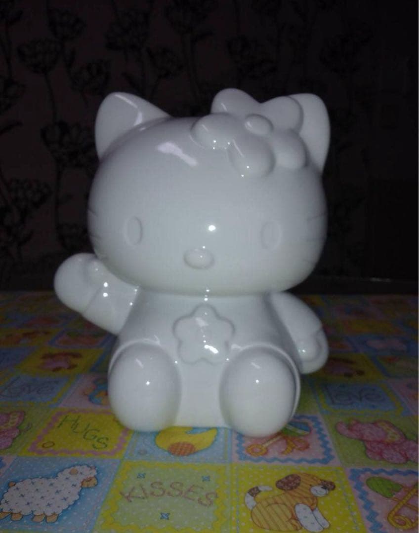 【新品未使用＊ラスト1点】　激レア　キティちゃんルームランプ　(陶器製)