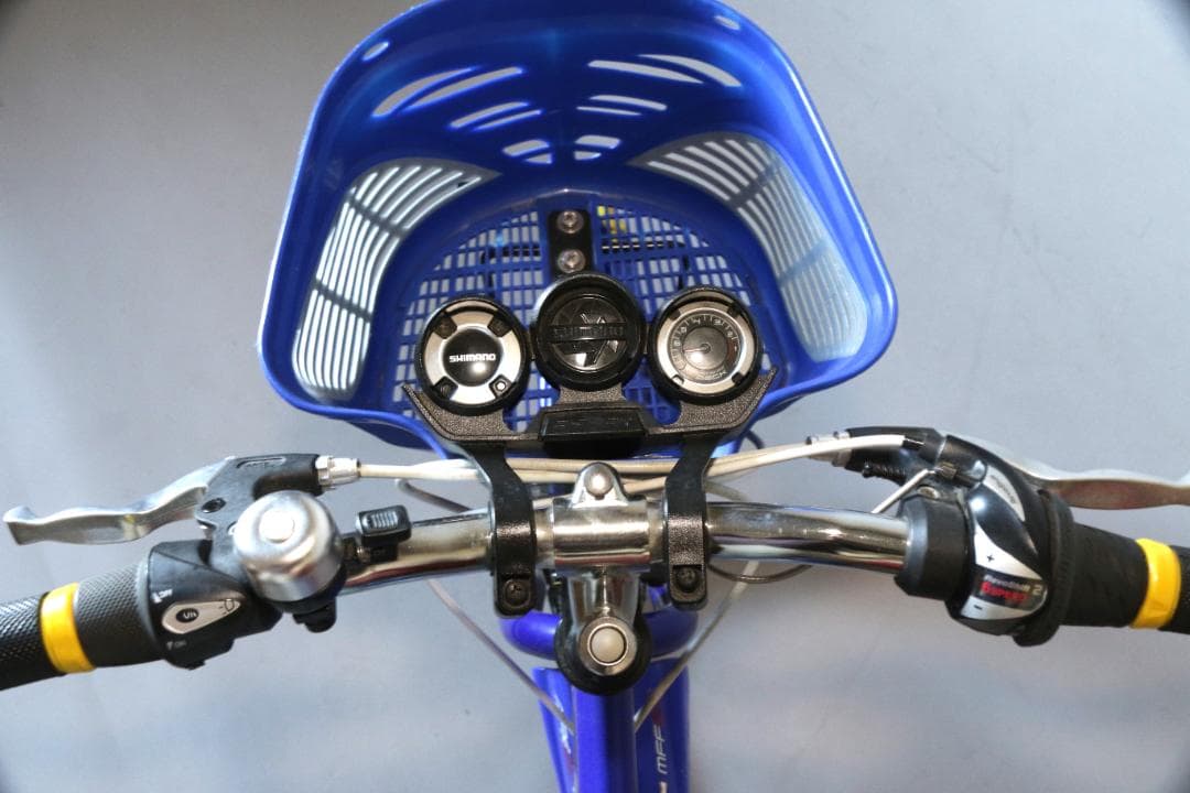 BRIDGESTONE キッズバイク 青 20インチ