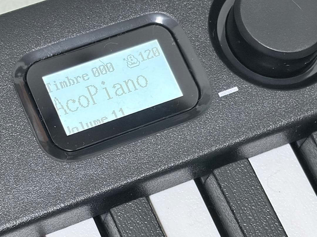 電子キーボード 折り畳み式 88鍵盤 初心者向け　電子ピアノ 譜面台他付属