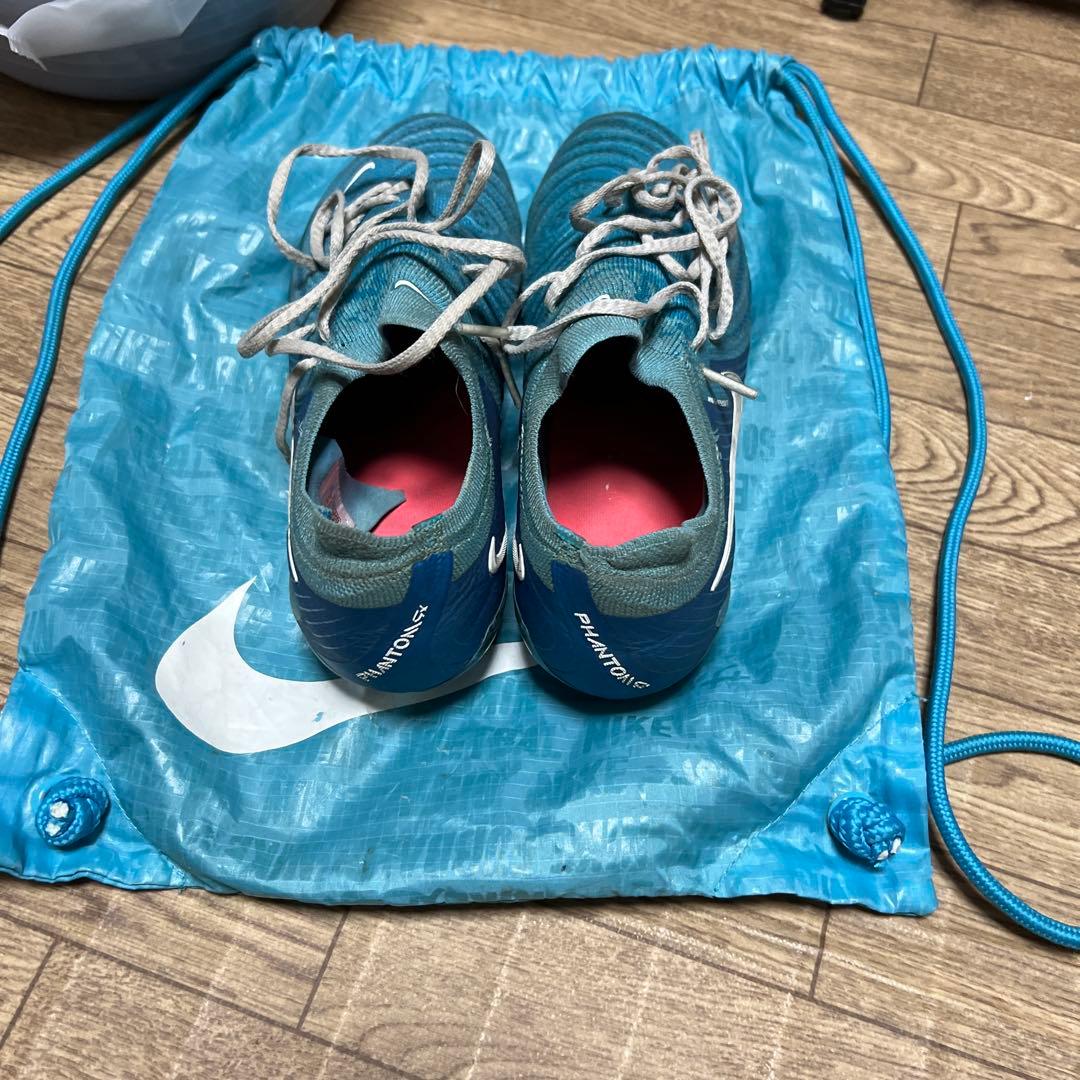 NIKEファントムGX